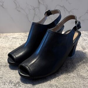 Earth Origins NWT Women’s black  Peep Toe Slingback Heeled Sandals size 8